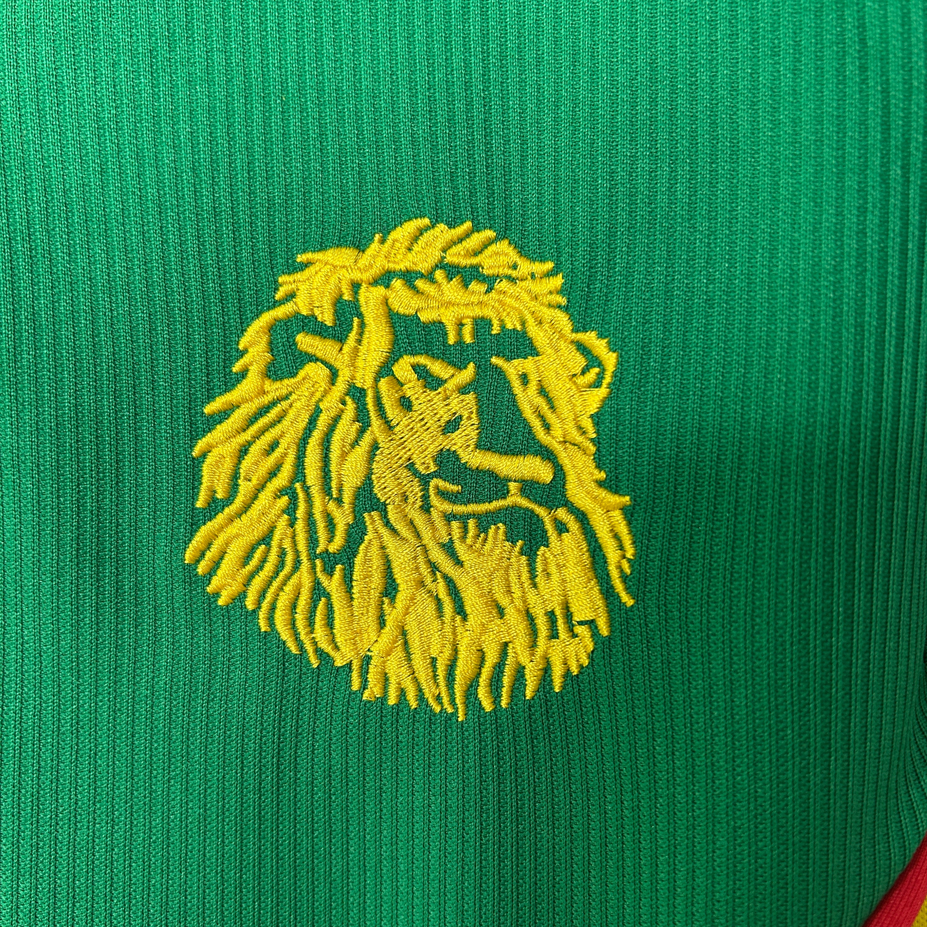 Kamerun 1998 VM Hjemmedrakt