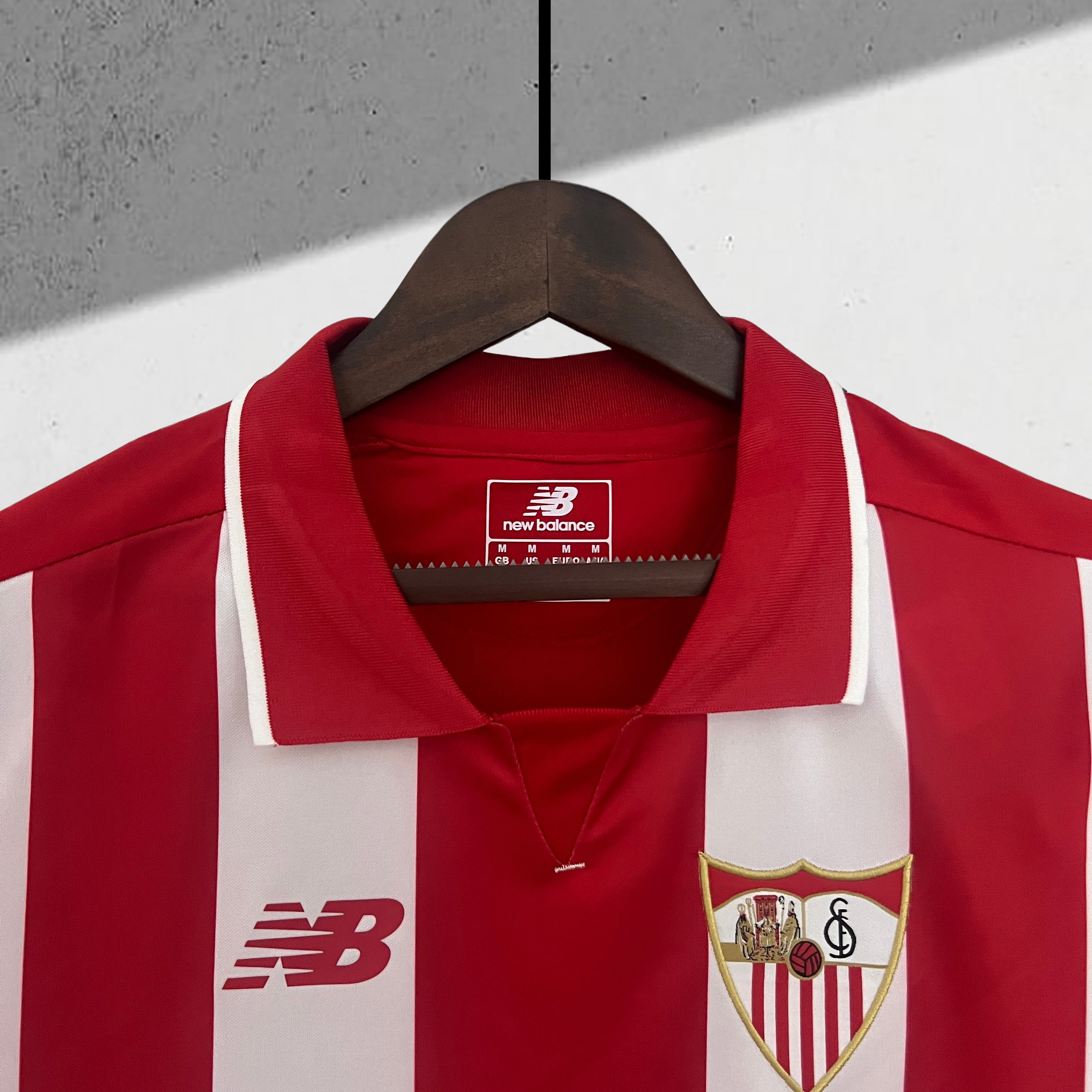 Sevilla FC 2015-2016 Hjemmedrakt