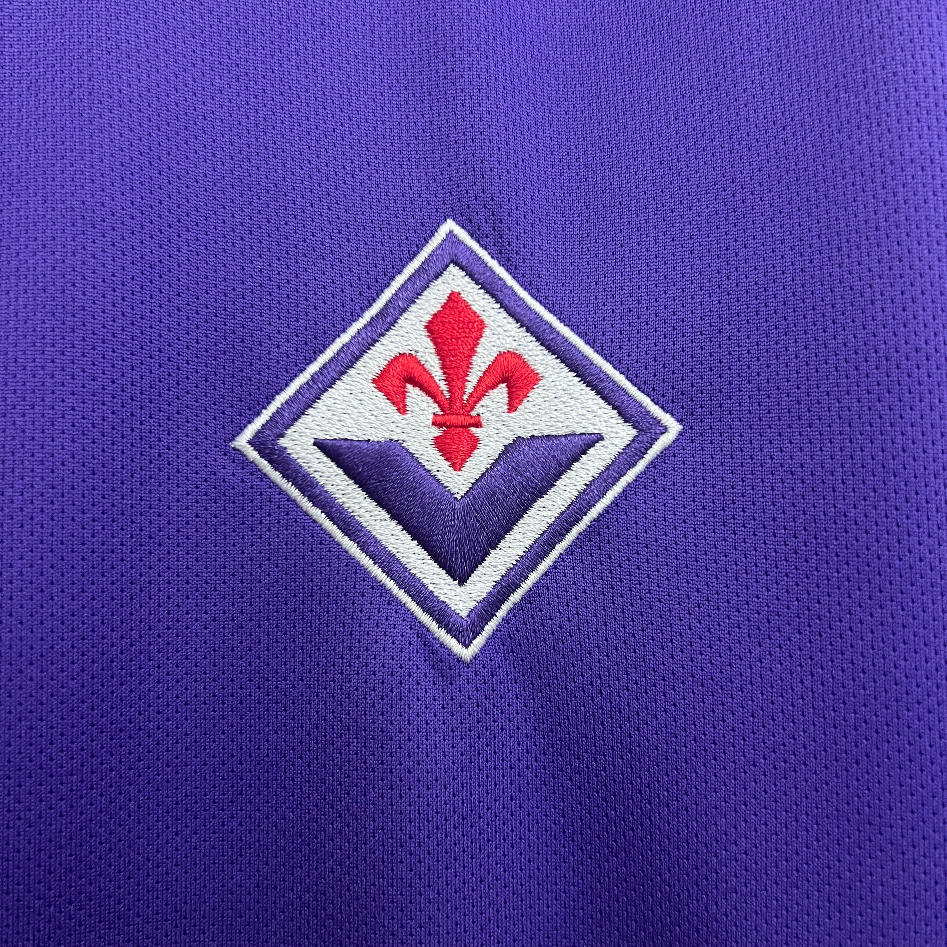 Fiorentina 2025–2026 Hjemmedrakt