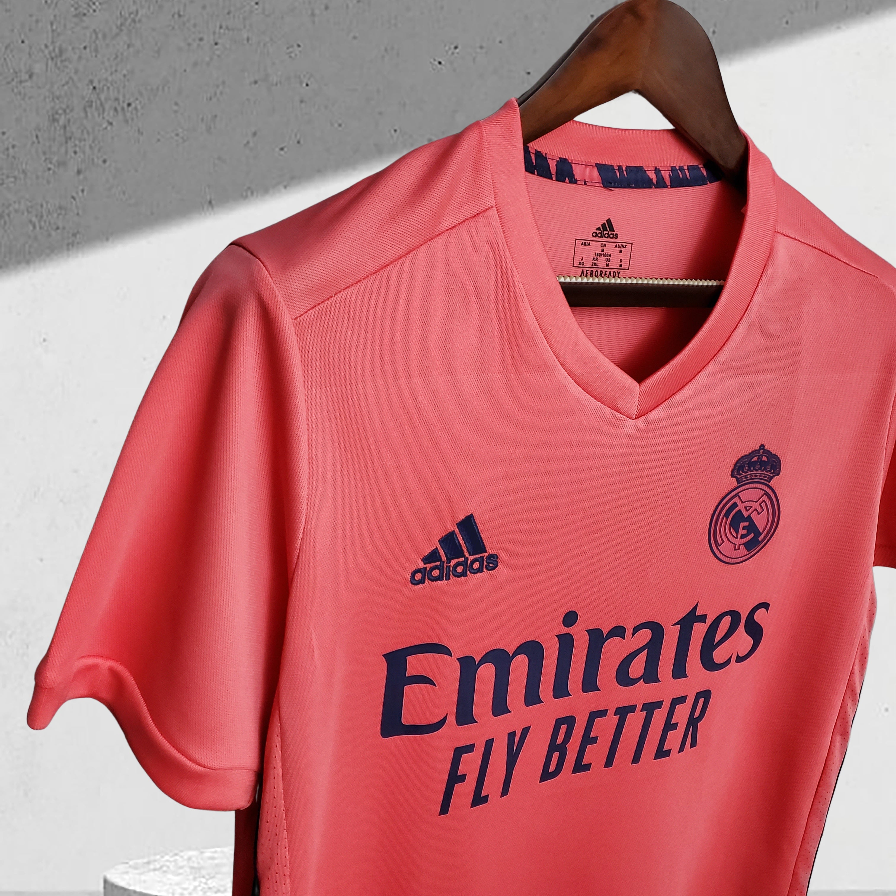 Real Madrid 2020–2021 Bortedrakt