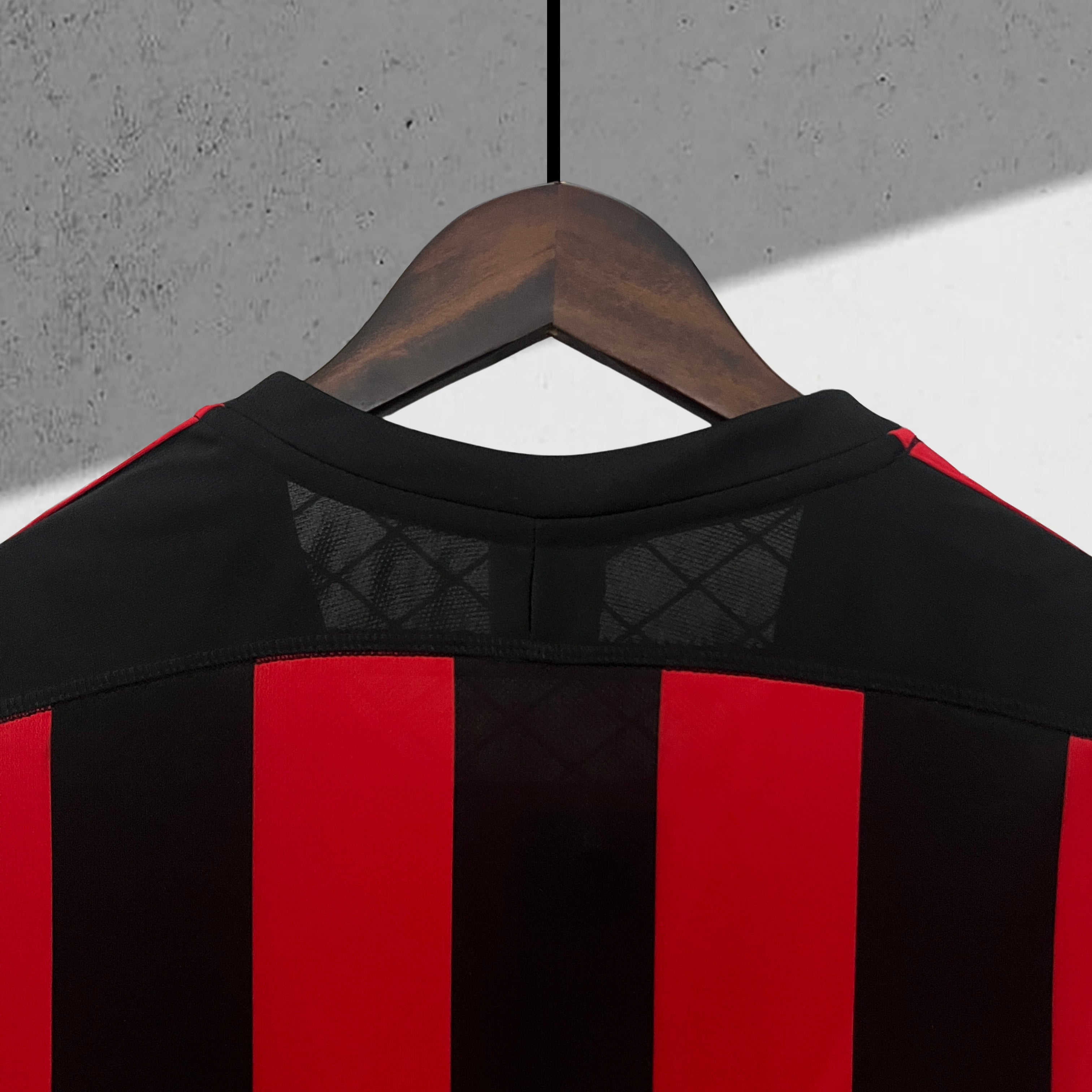 AC Milan 2003-2004 Hjemmedrakt