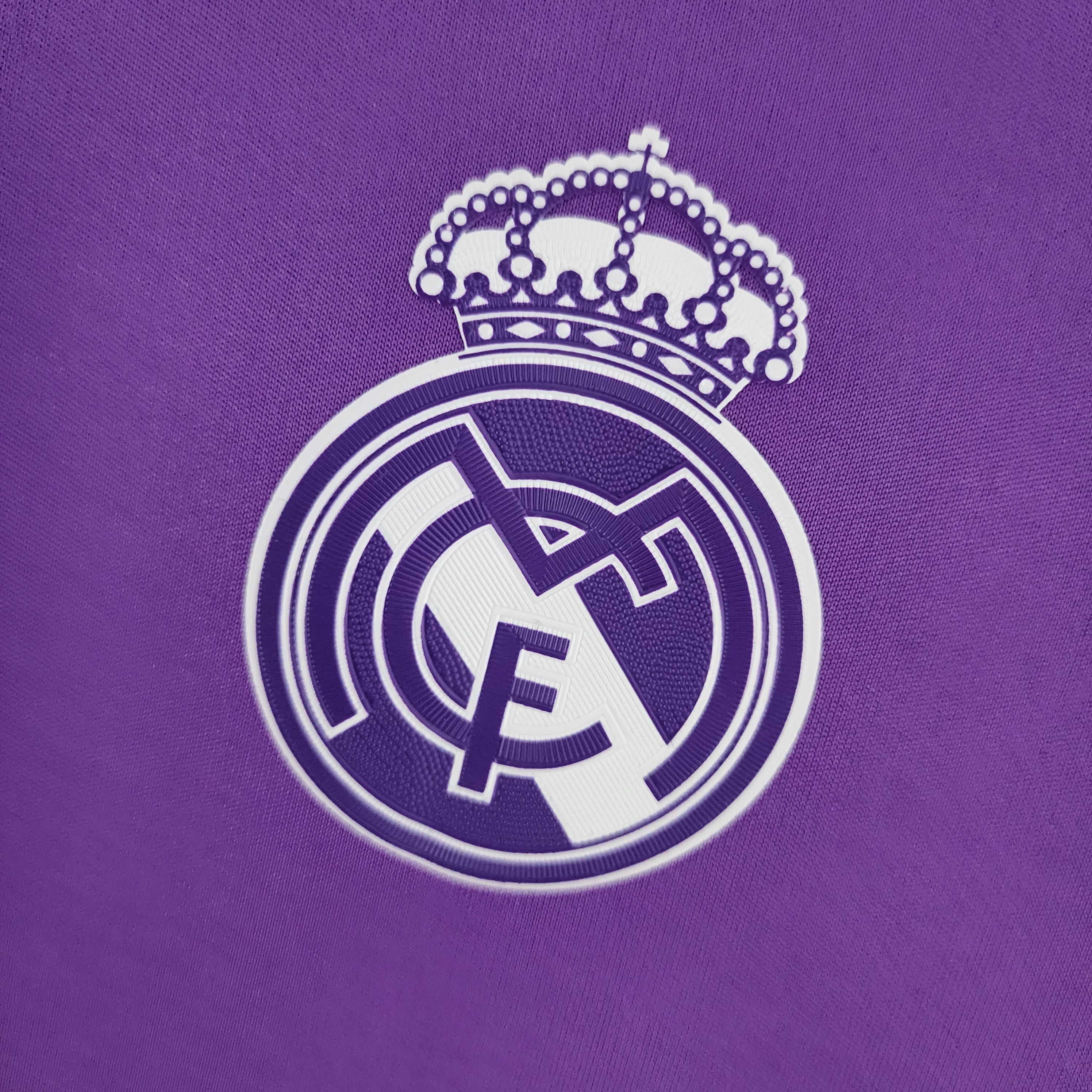 Real Madrid 2016–2017 Bortedrakt