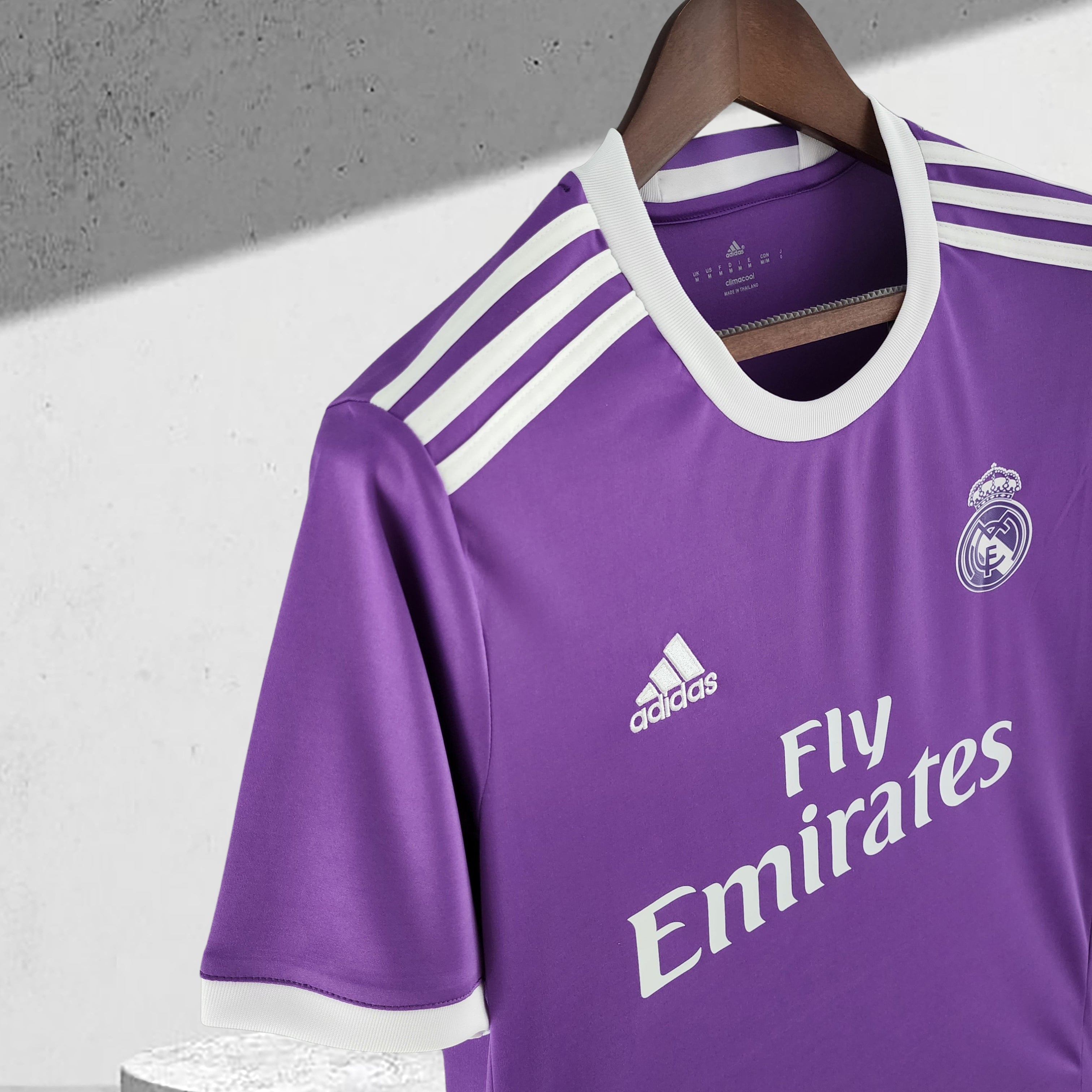 Real Madrid 2016–2017 Bortedrakt