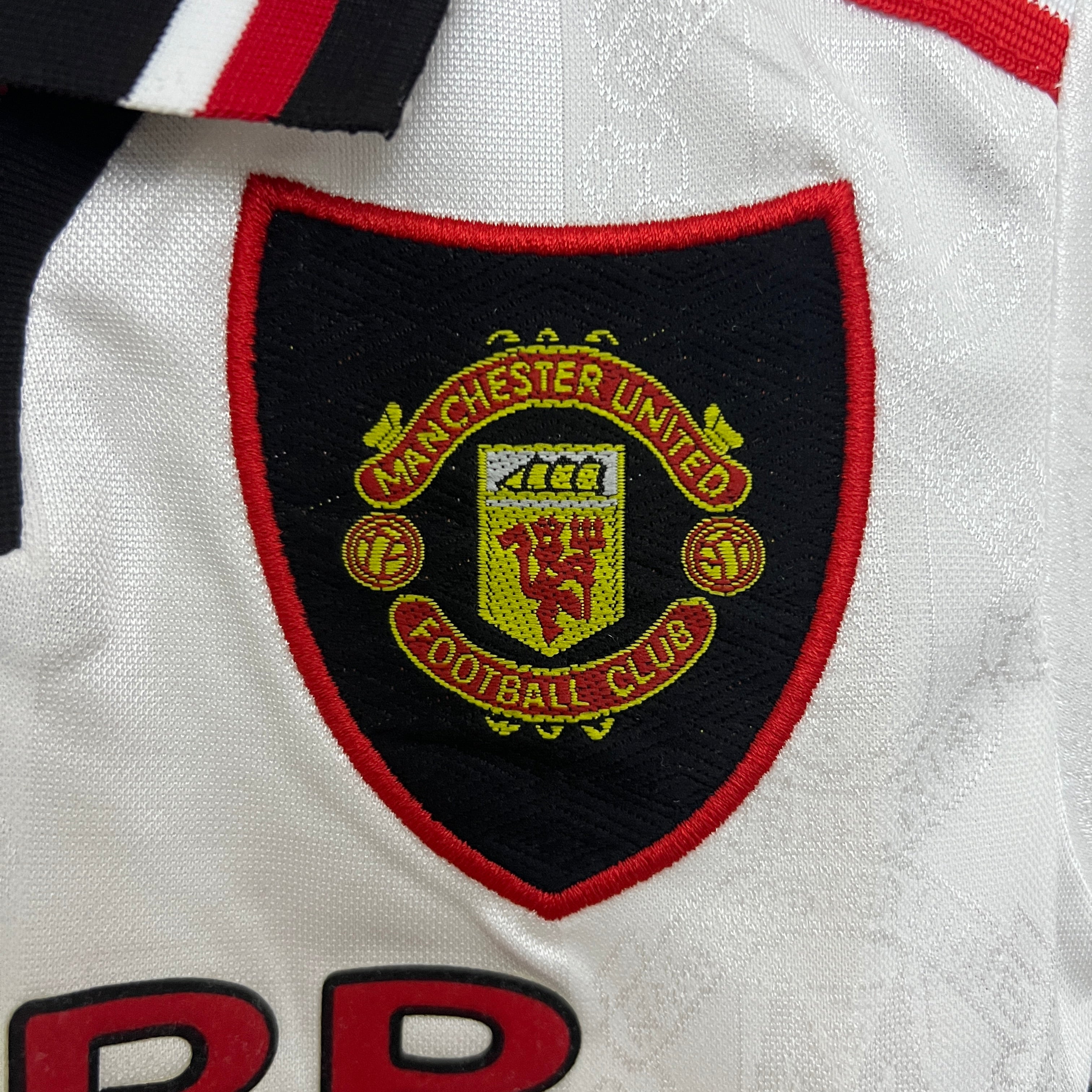 Manchester United 1997 - 1998 Bortedrakt Mini-Kit Barn