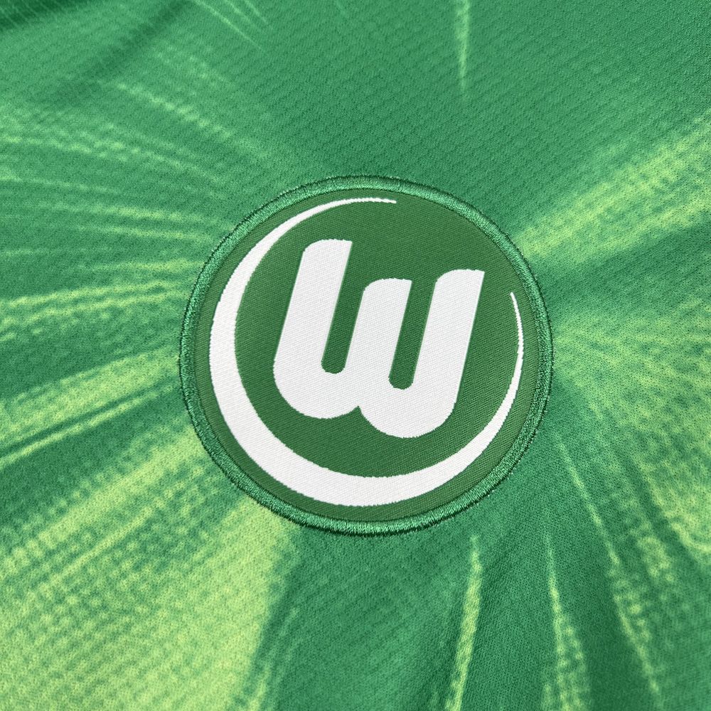 VfL Wolfsburg 2025-2026 Hjemmedrakt