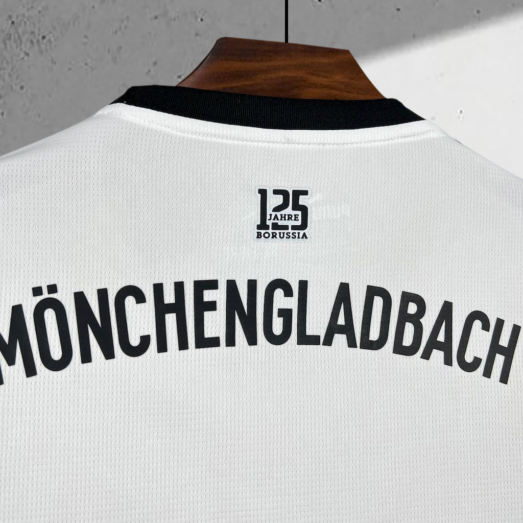 Borussia Mönchengladbach 2025-2026 Hjemmedrakt