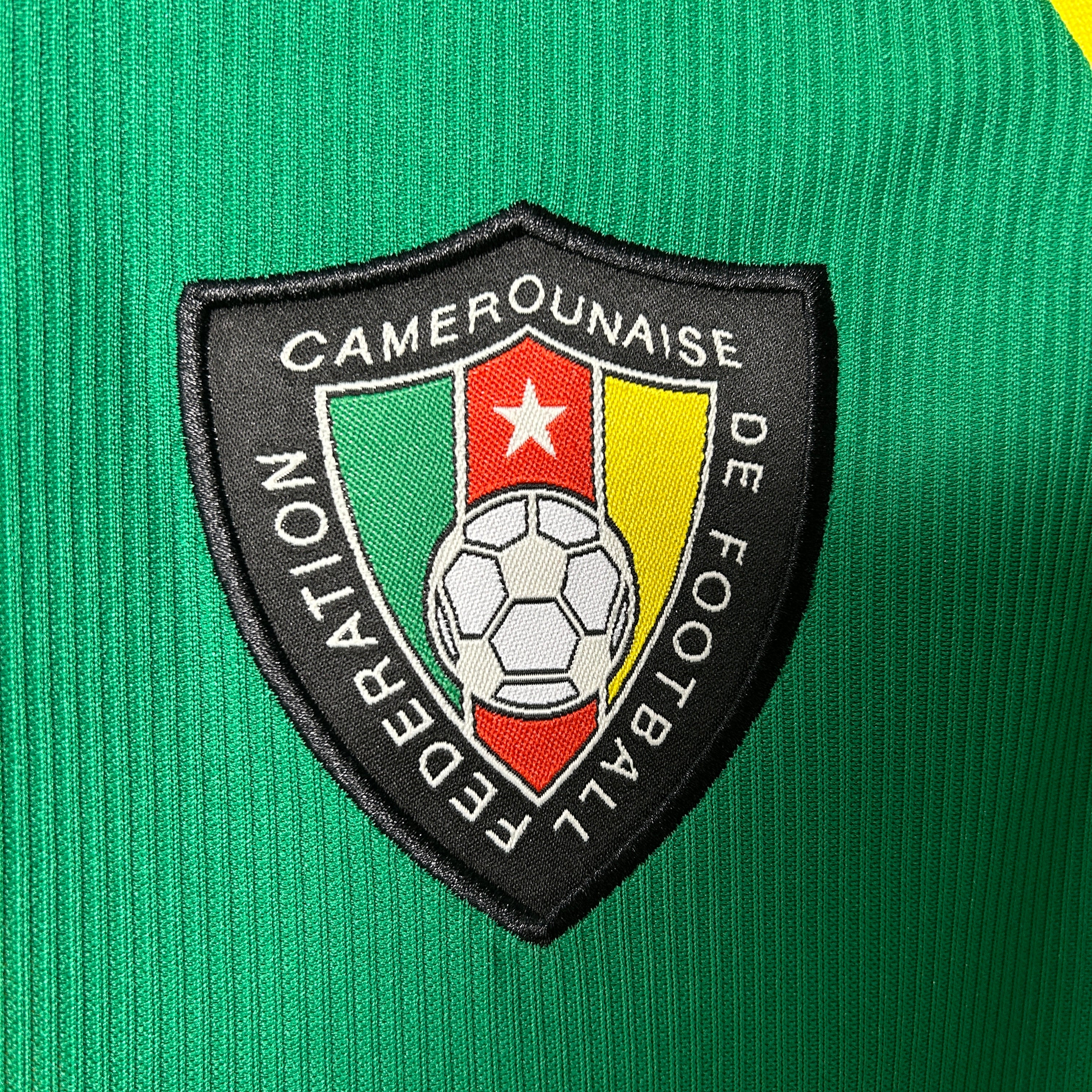 Kamerun 1998 VM Hjemmedrakt
