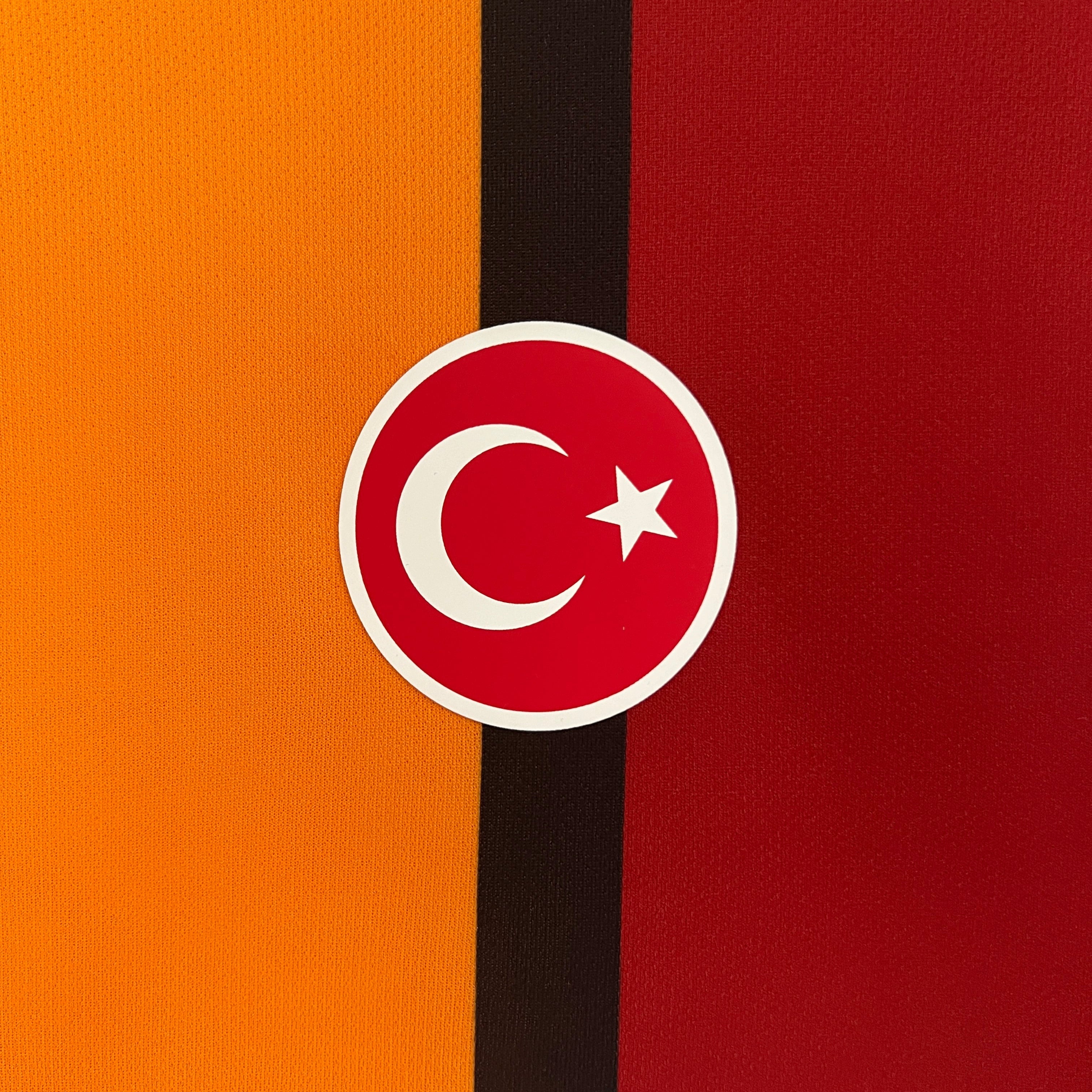 Galatasaray 2024–2025 Hjemmedrakt