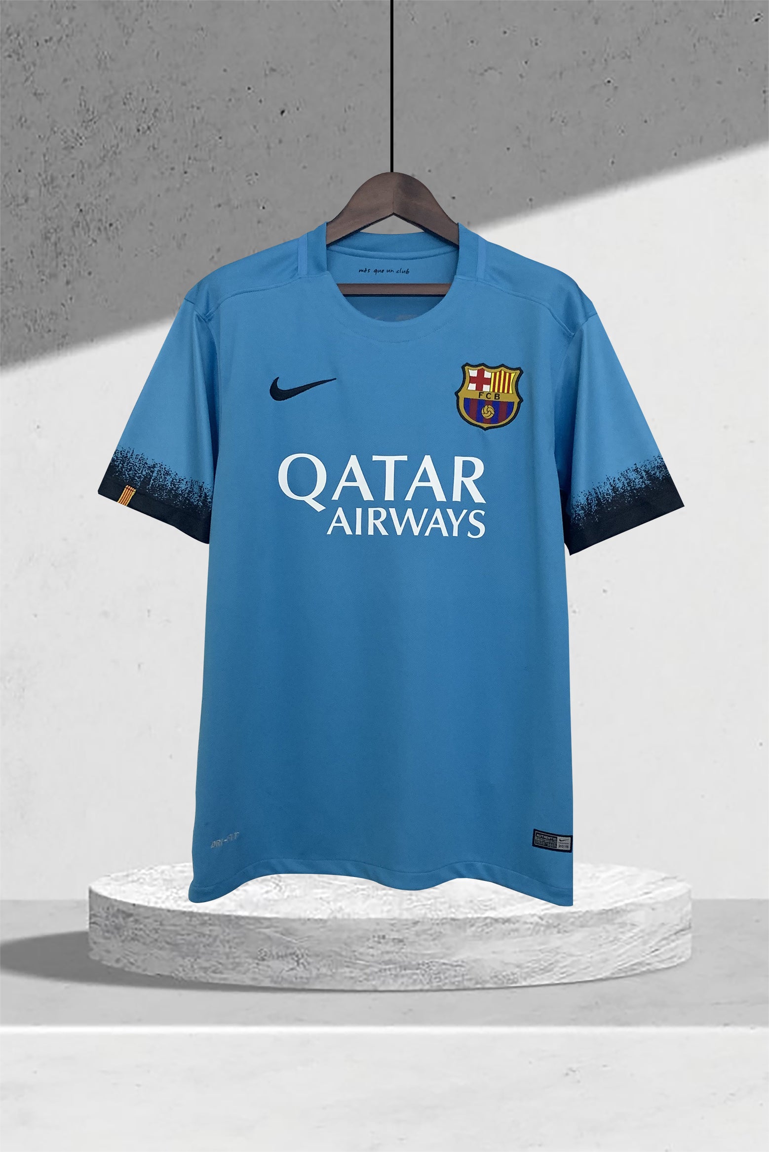 Barcelona 2015–2016 Tredjedrakt