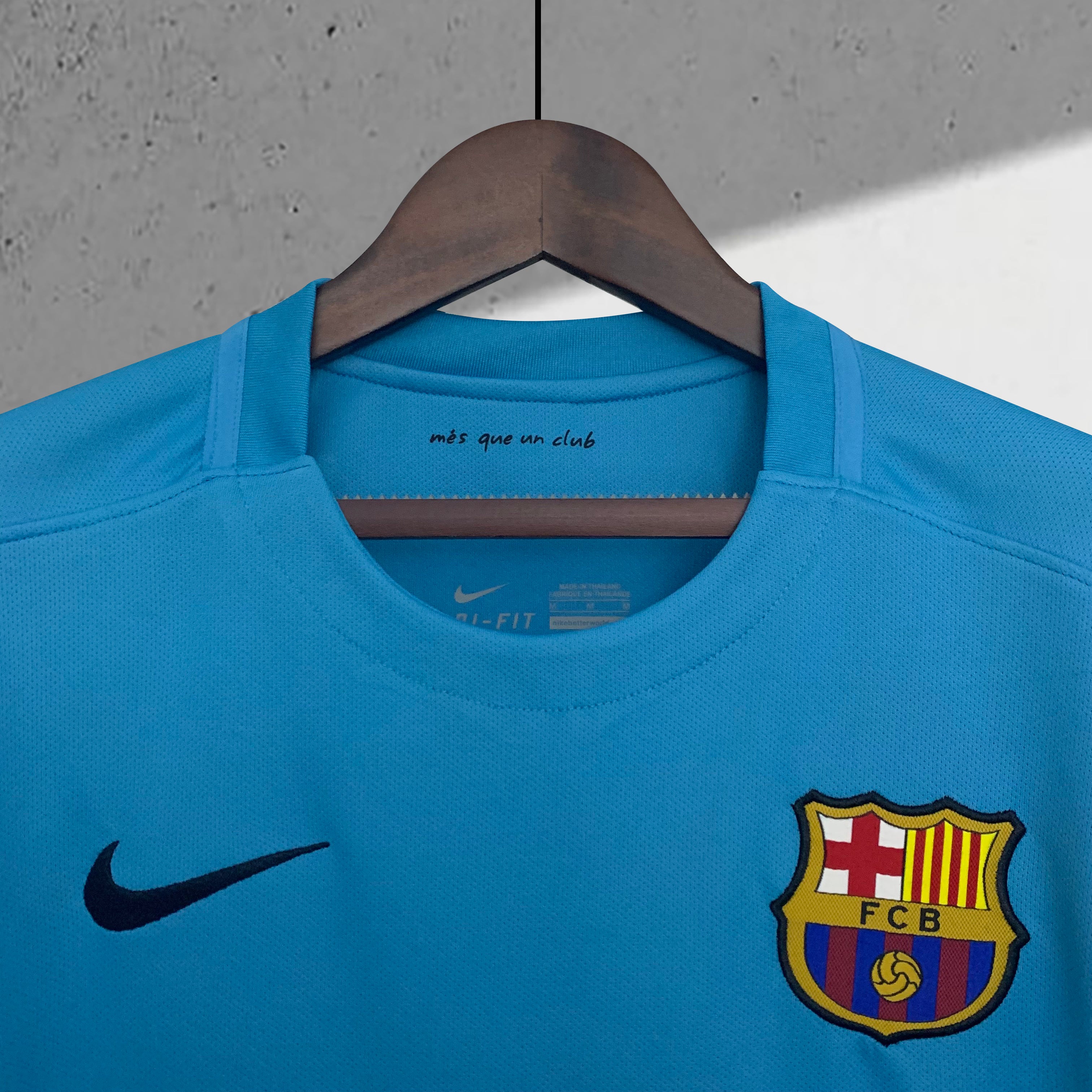 Barcelona 2015–2016 Tredjedrakt