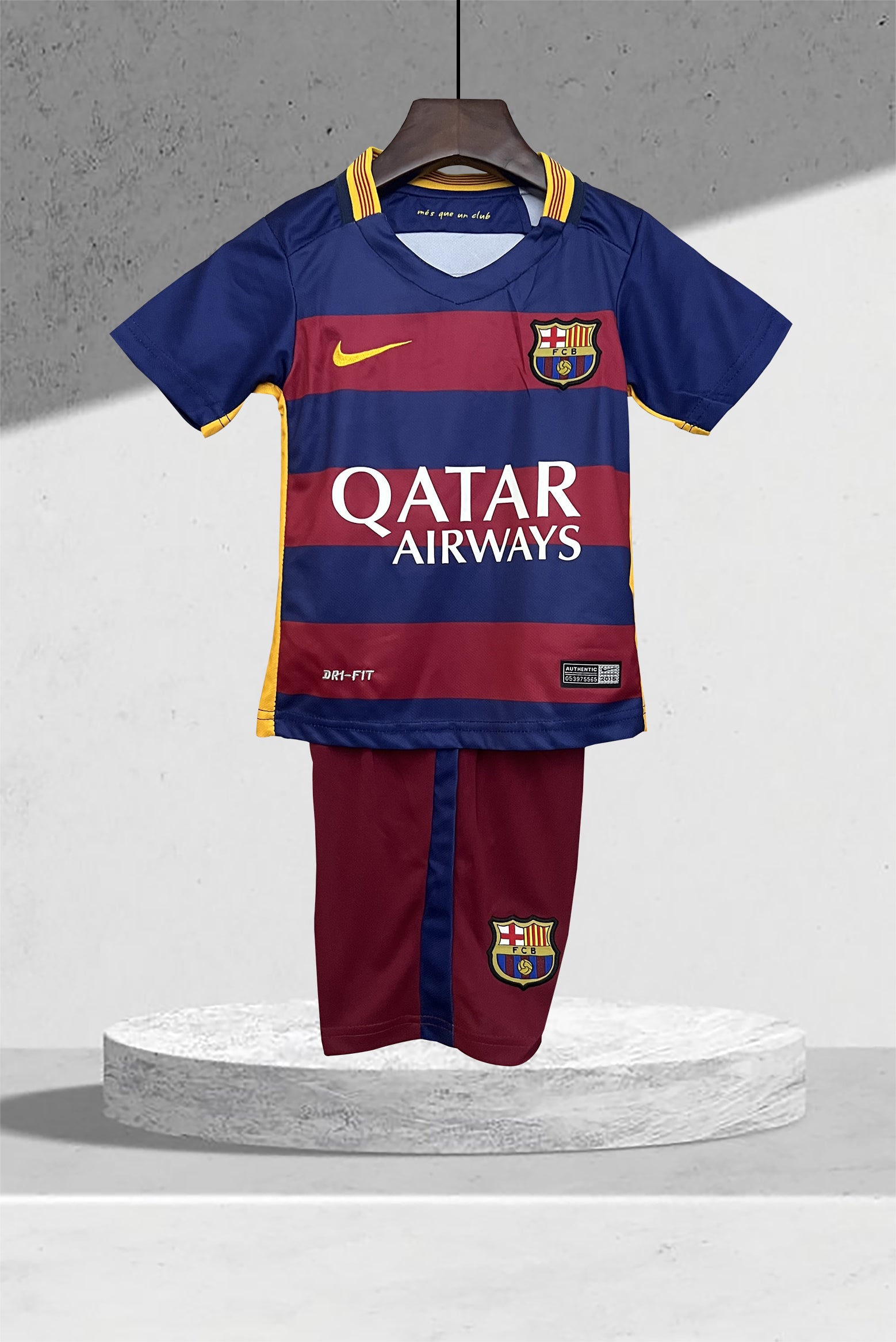 Barcelona 2015–2016 Hjemmedrakt Mini-Kit Barn