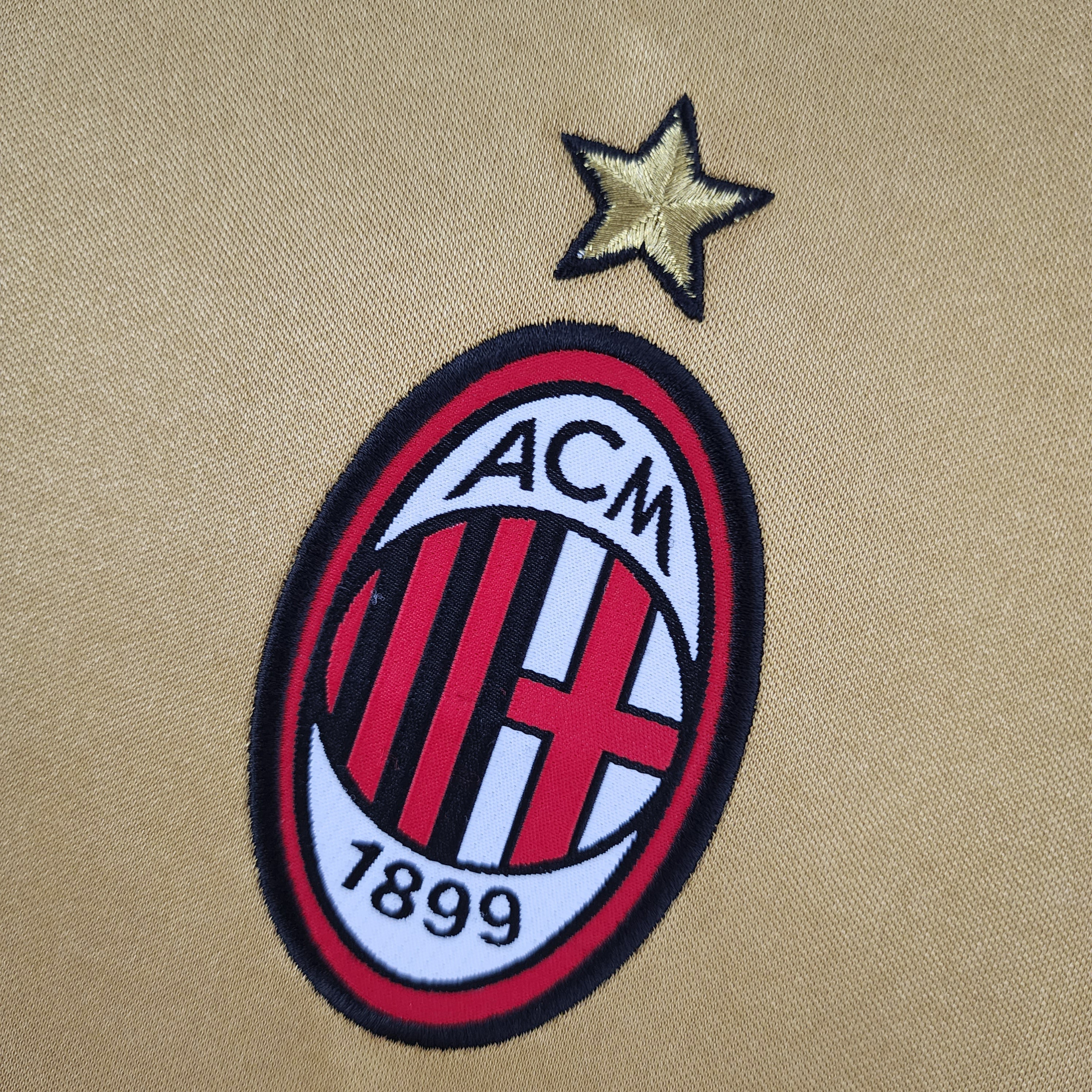 AC Milan 2013–2014 Tredjedrakt