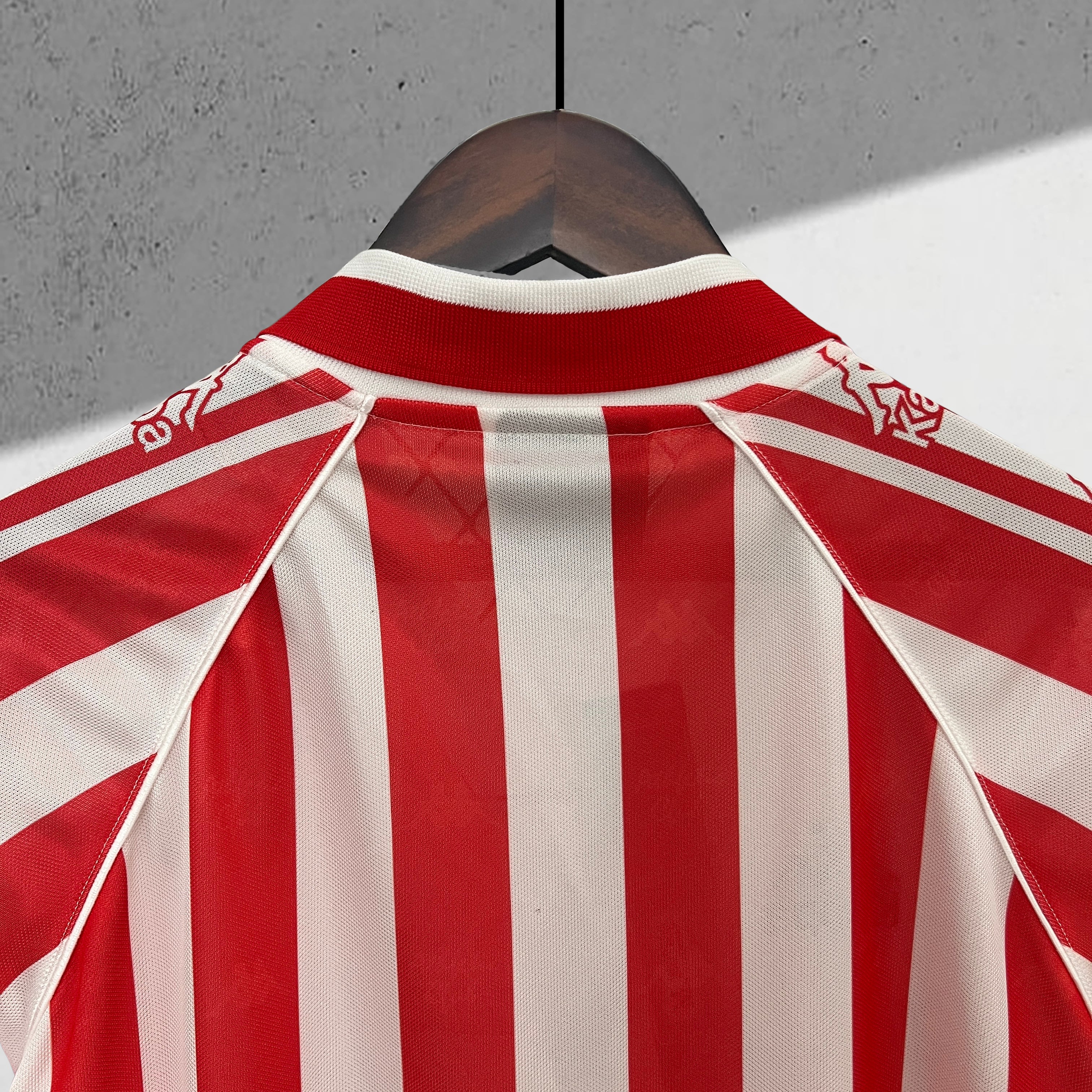 Athletic Bilbao 100-årsjubileumsdrakt