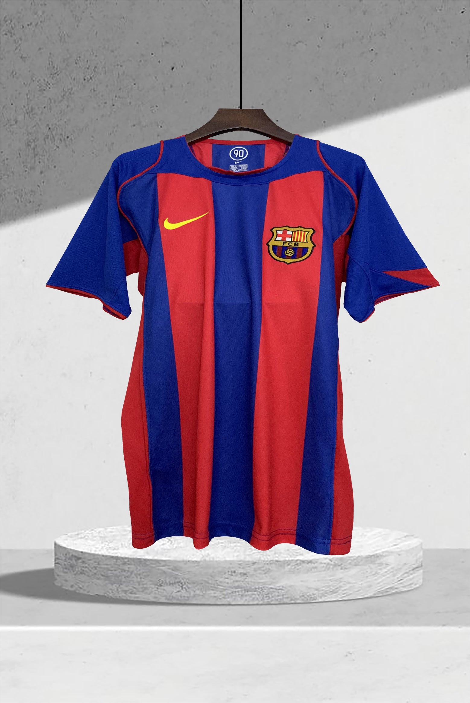 Barcelona 2004–2005 Hjemmedrakt