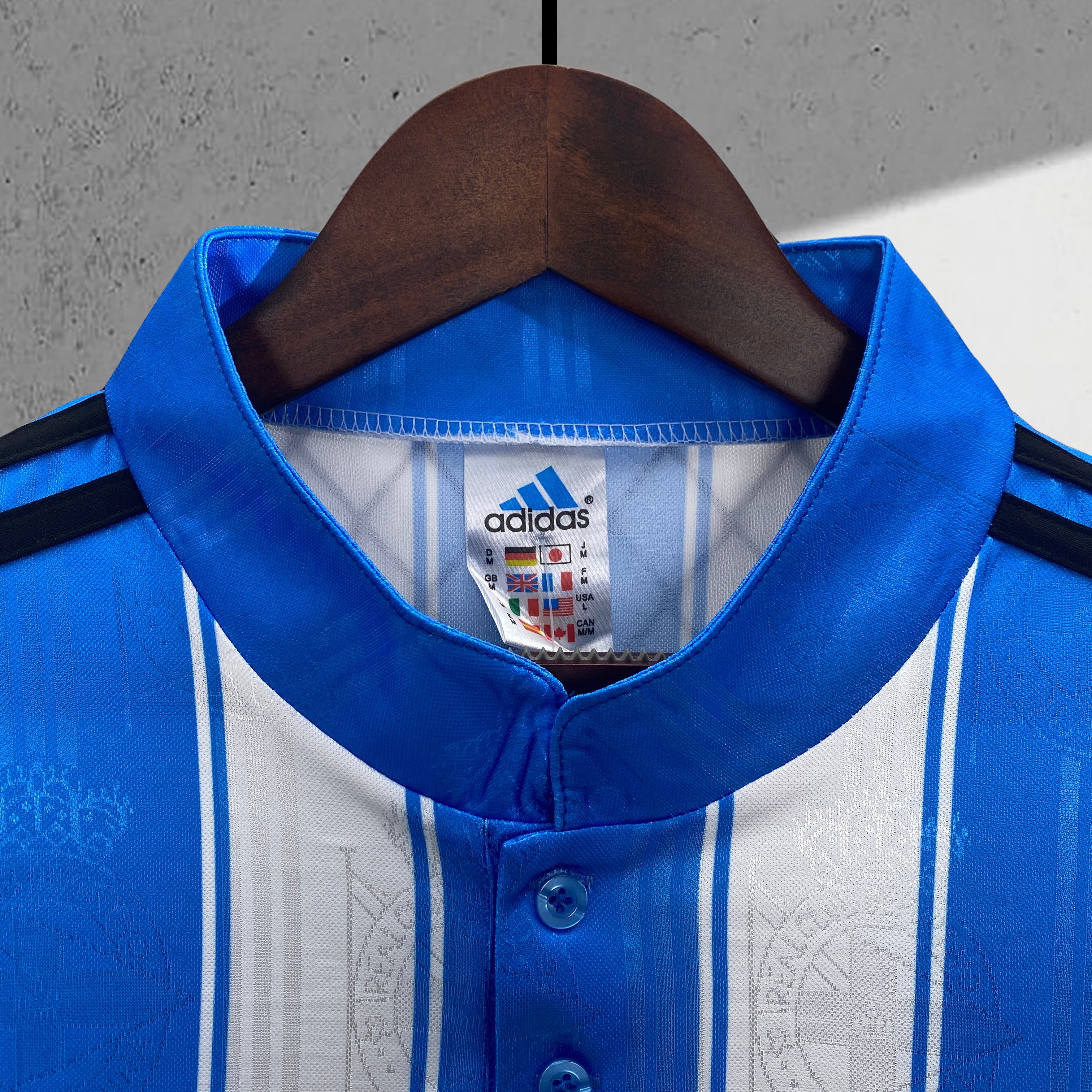Deportivo de La Coruña 1997–1998 Hjemmedrakt