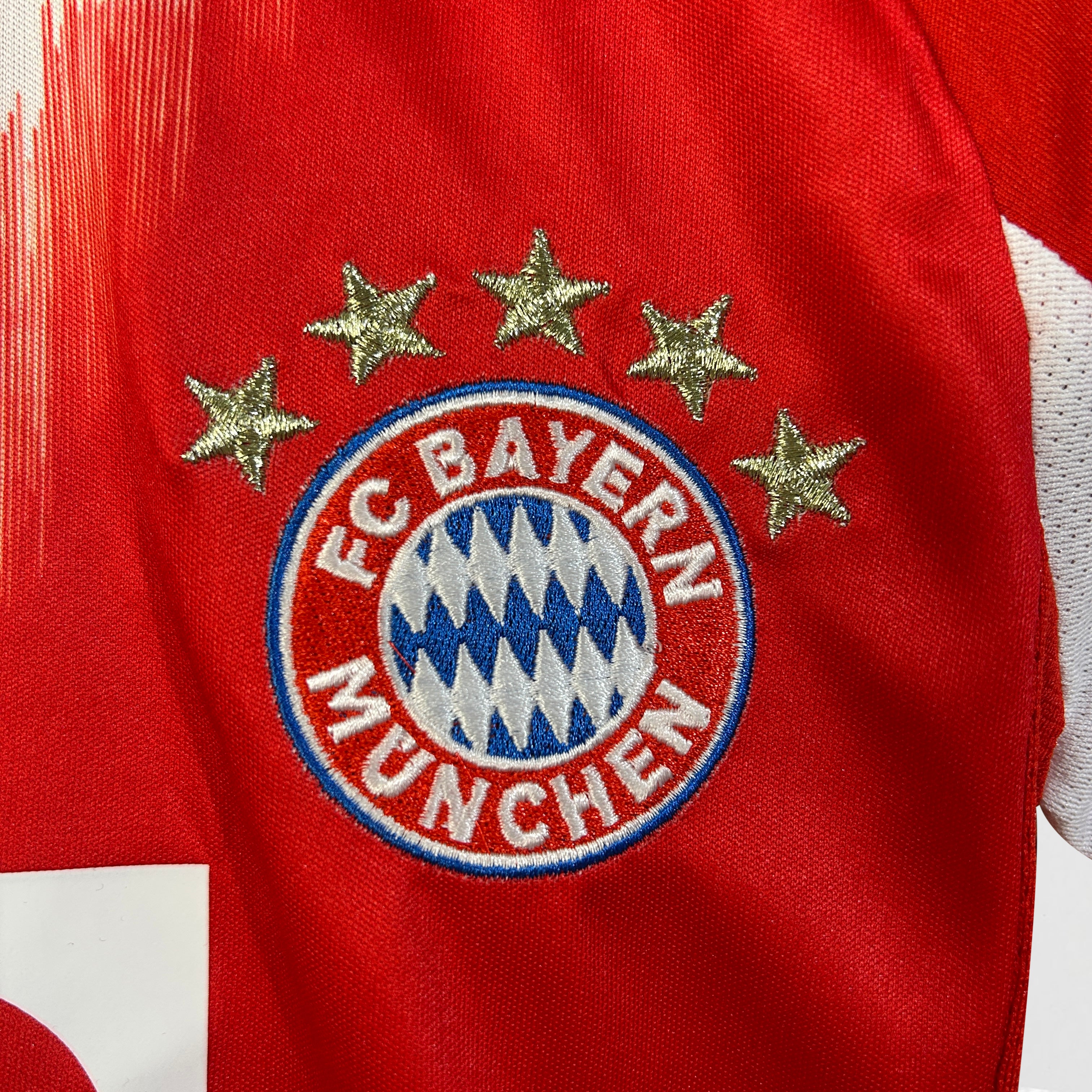 Bayern München 2025–2026 Hjemmedrakt Mini-Kit Barn
