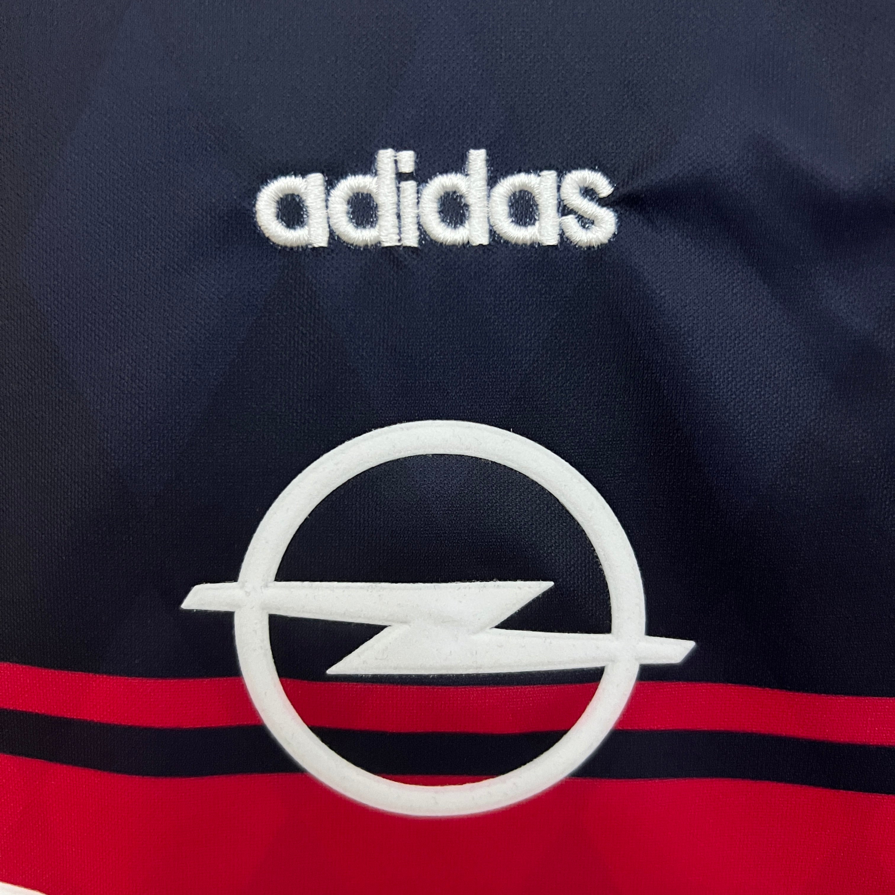 Bayern München 1997–1998 Hjemmedrakt Mini-Kit Barn