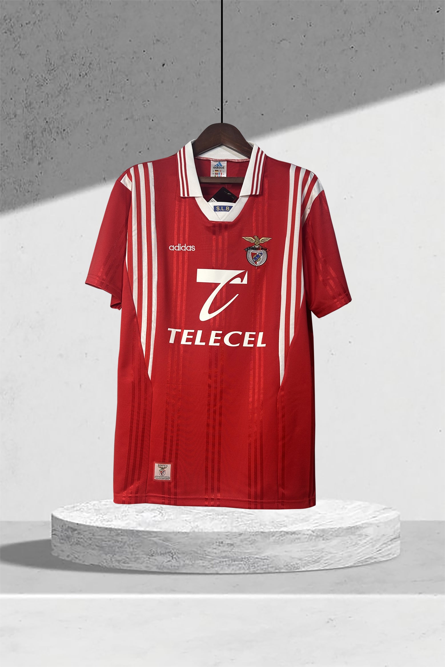 Benfica 1997–1998 Hjemmedrakt