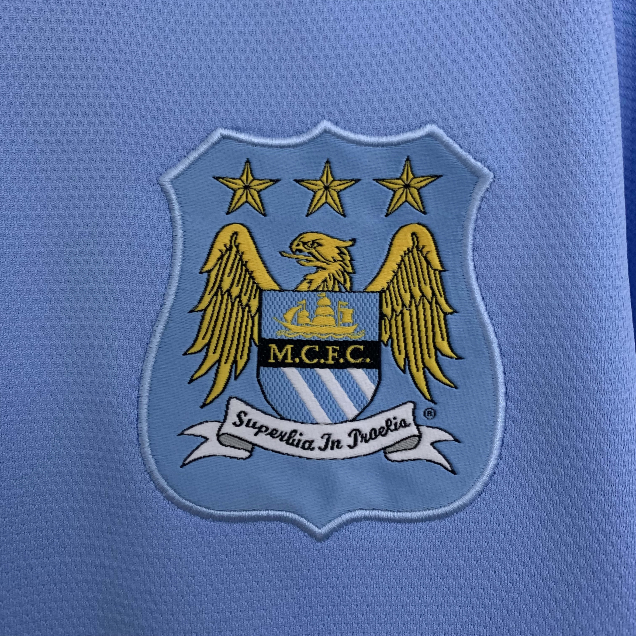 Manchester City 2013–2014 Hjemmedrakt