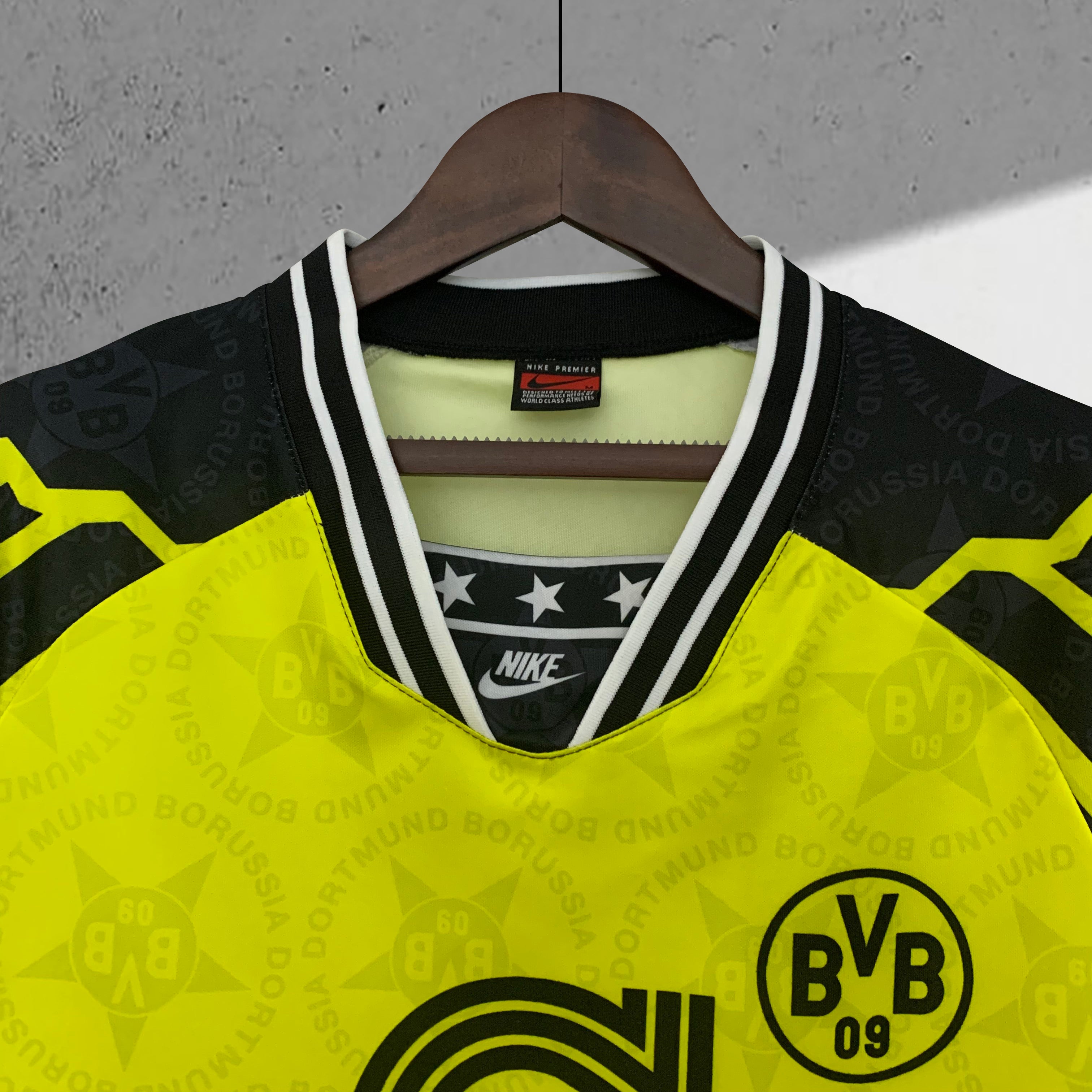 Borussia Dortmund 1994–1995 Hjemmedrakt
