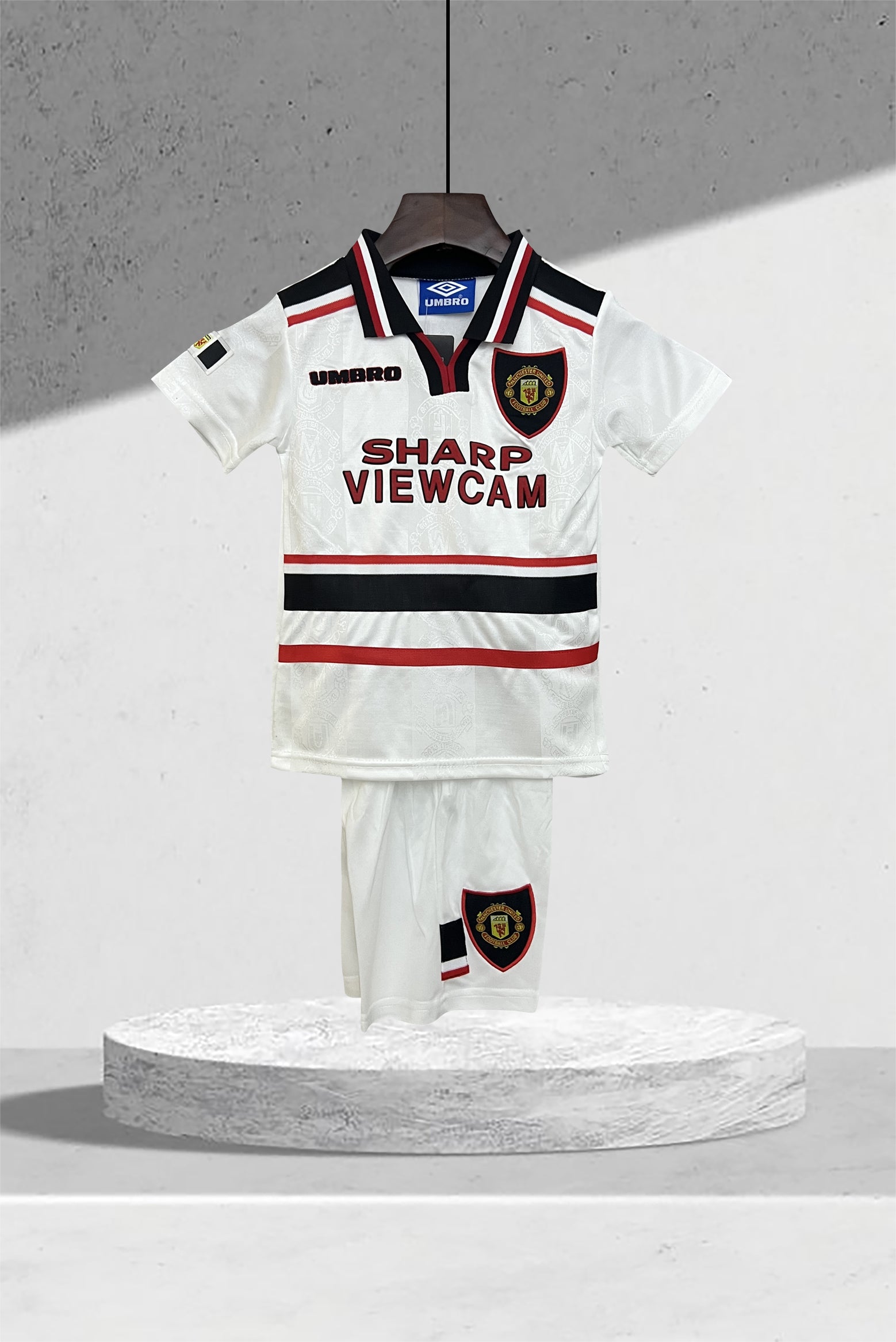 Manchester United 1997-1998 Bortedrakt Mini-Kit Barn