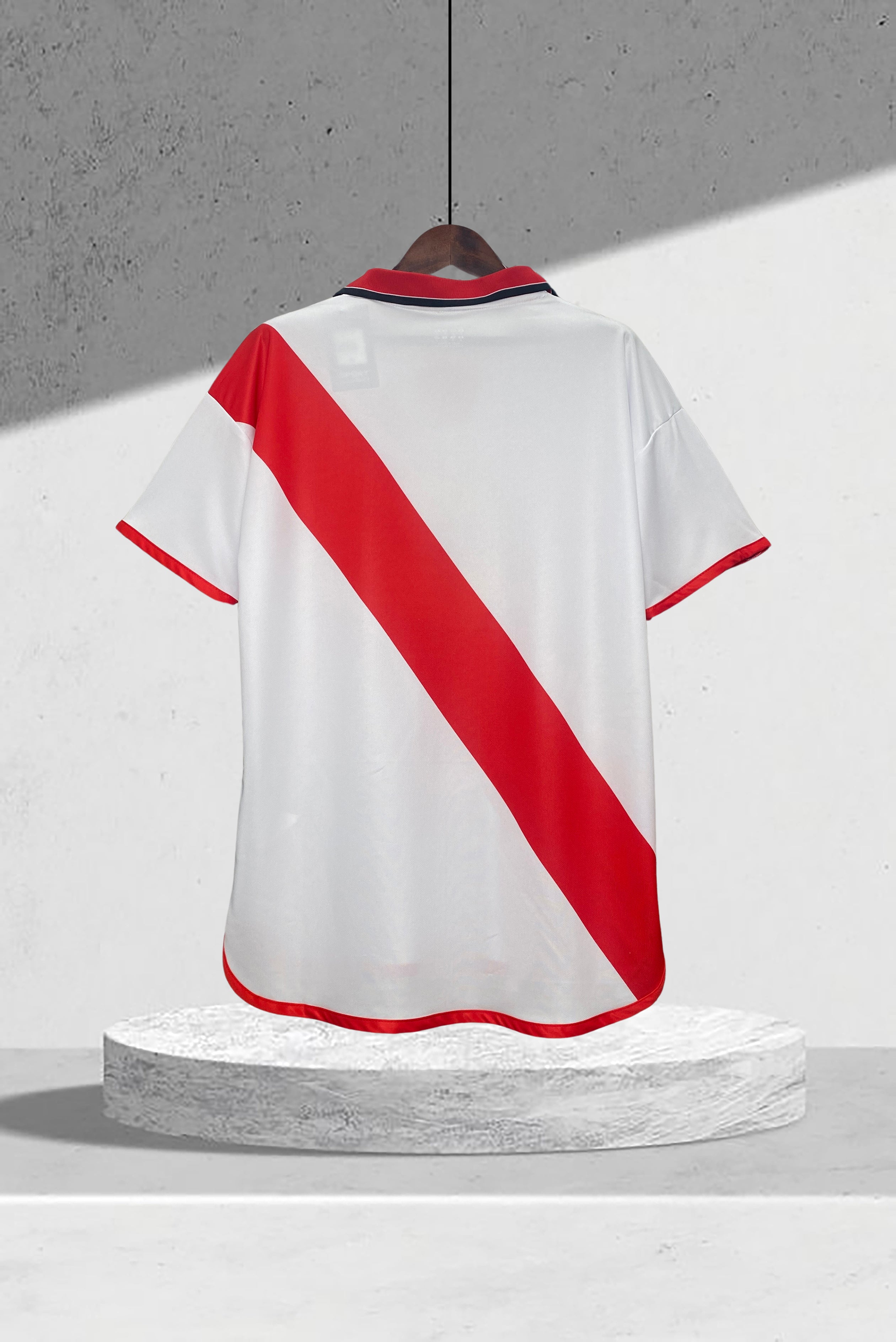 Rayo Vallecano 2001–2002 Hjemmedrakt