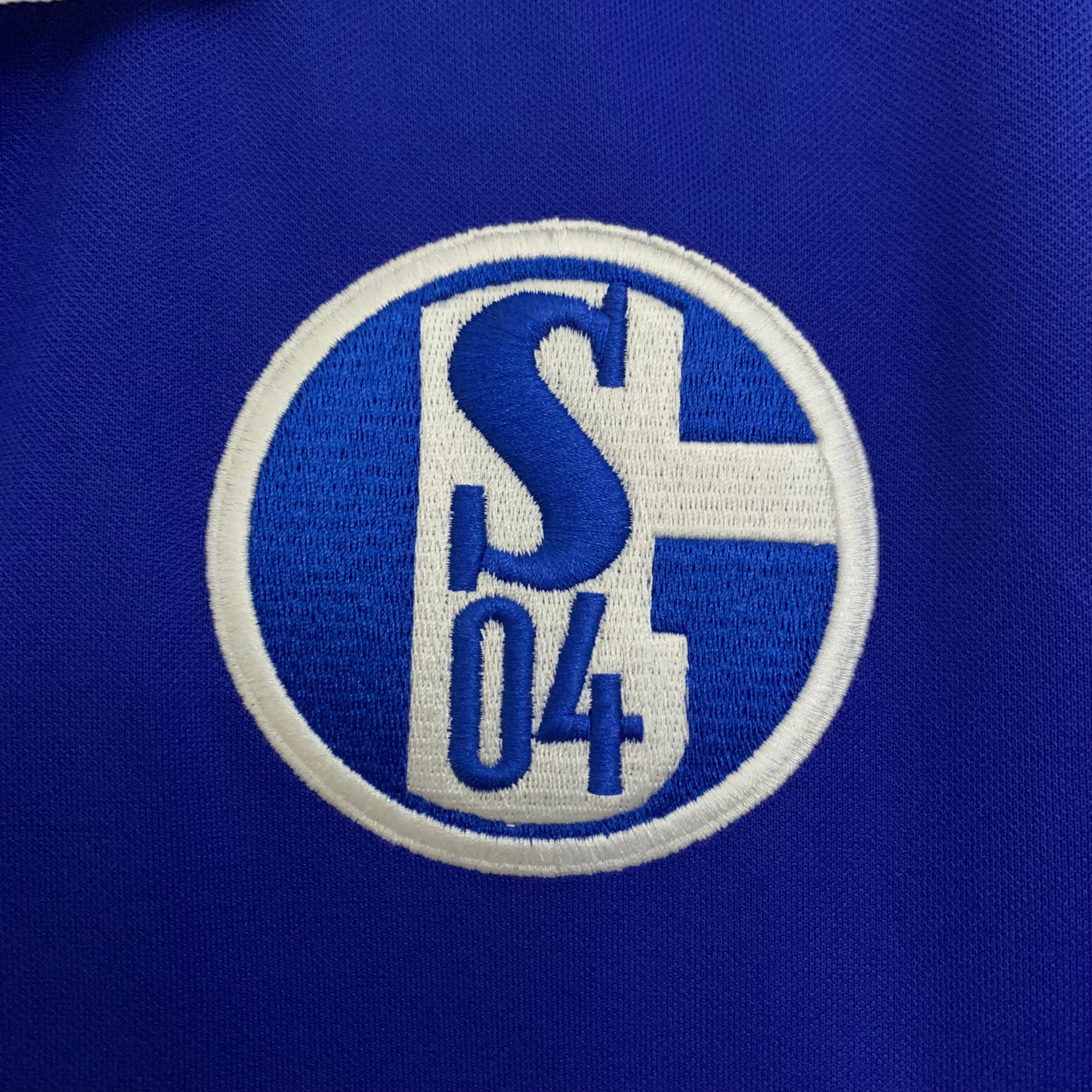 FC Schalke 04 2001-2002 Hjemmedrakt