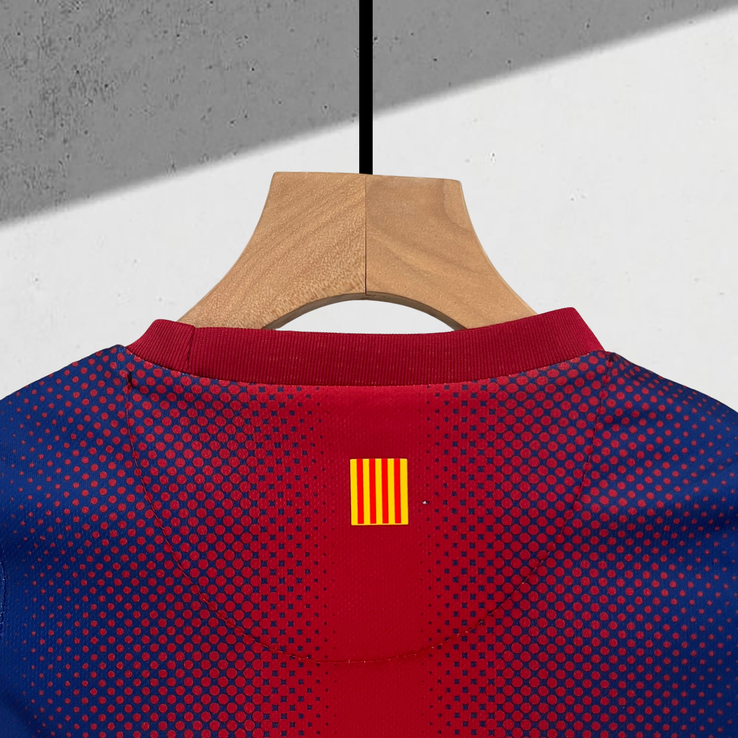 BARCELONA 2012 - 2013 HJEMMEDRAKT  Mini-Kit Barn