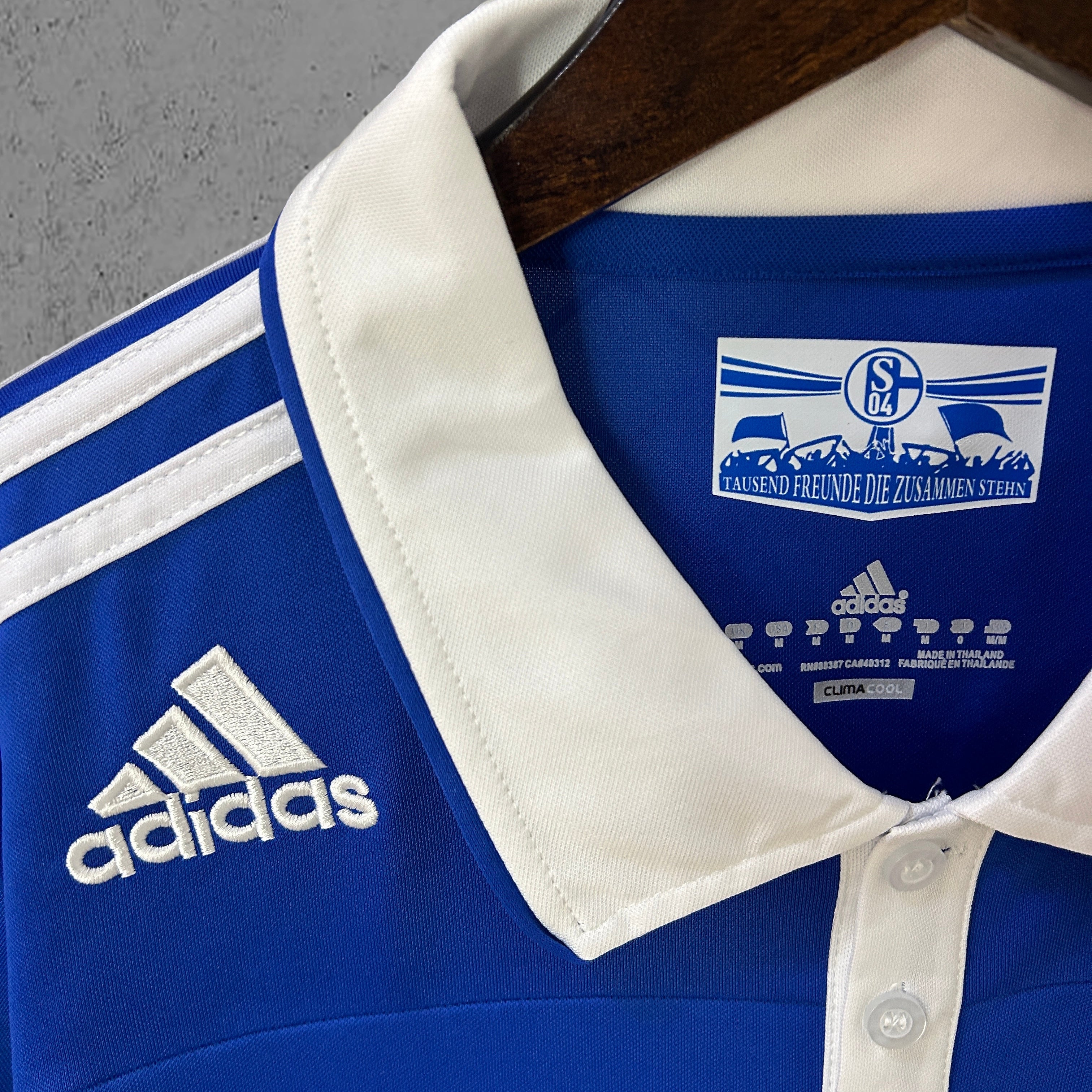 FC Schalke 04 2010-2011 Hjemmedrakt
